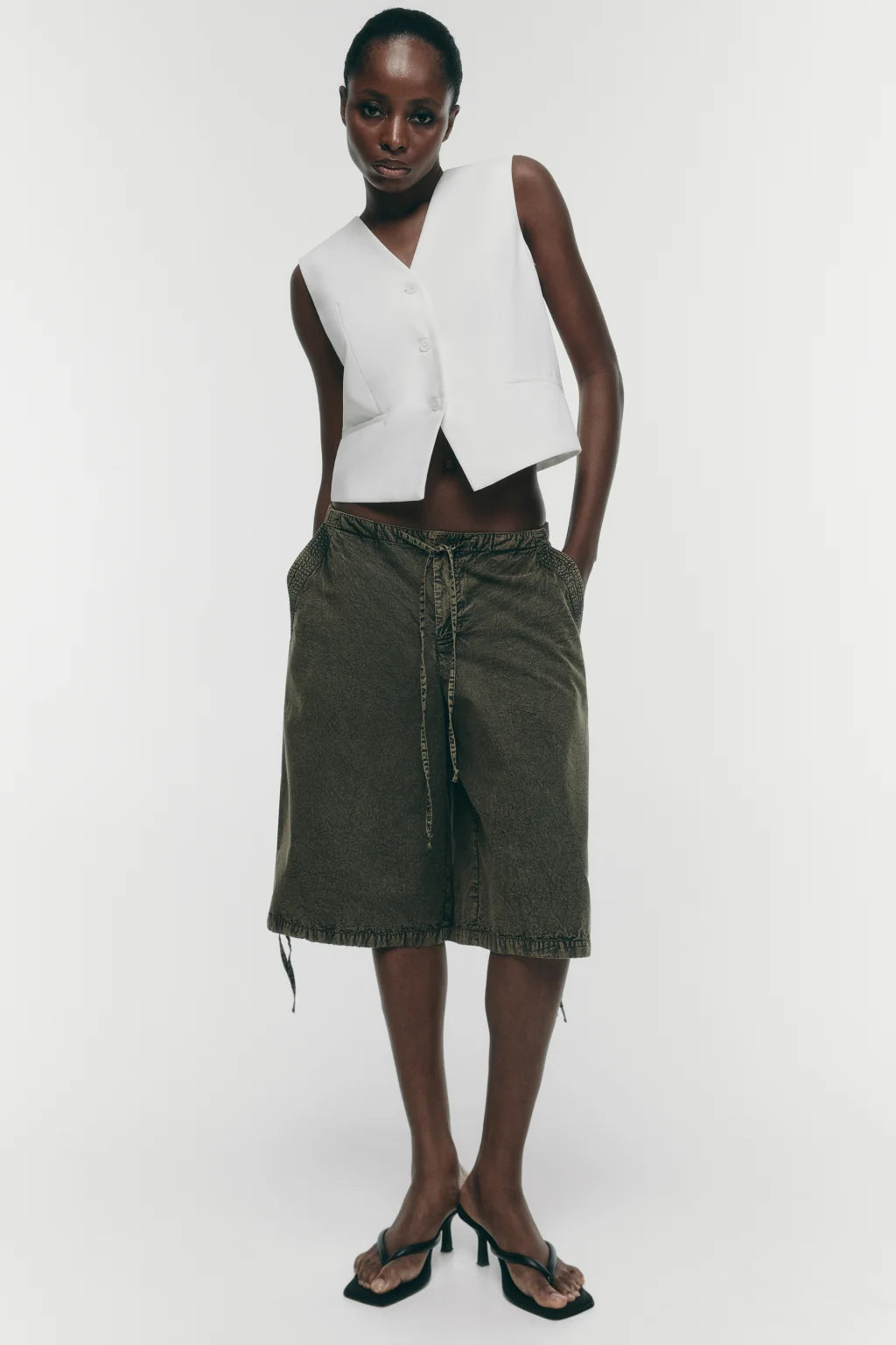 BERMUDA JORTS WIDE LEG MID RISE