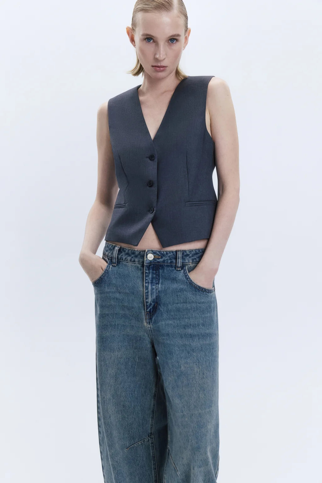 TAILORED VEST