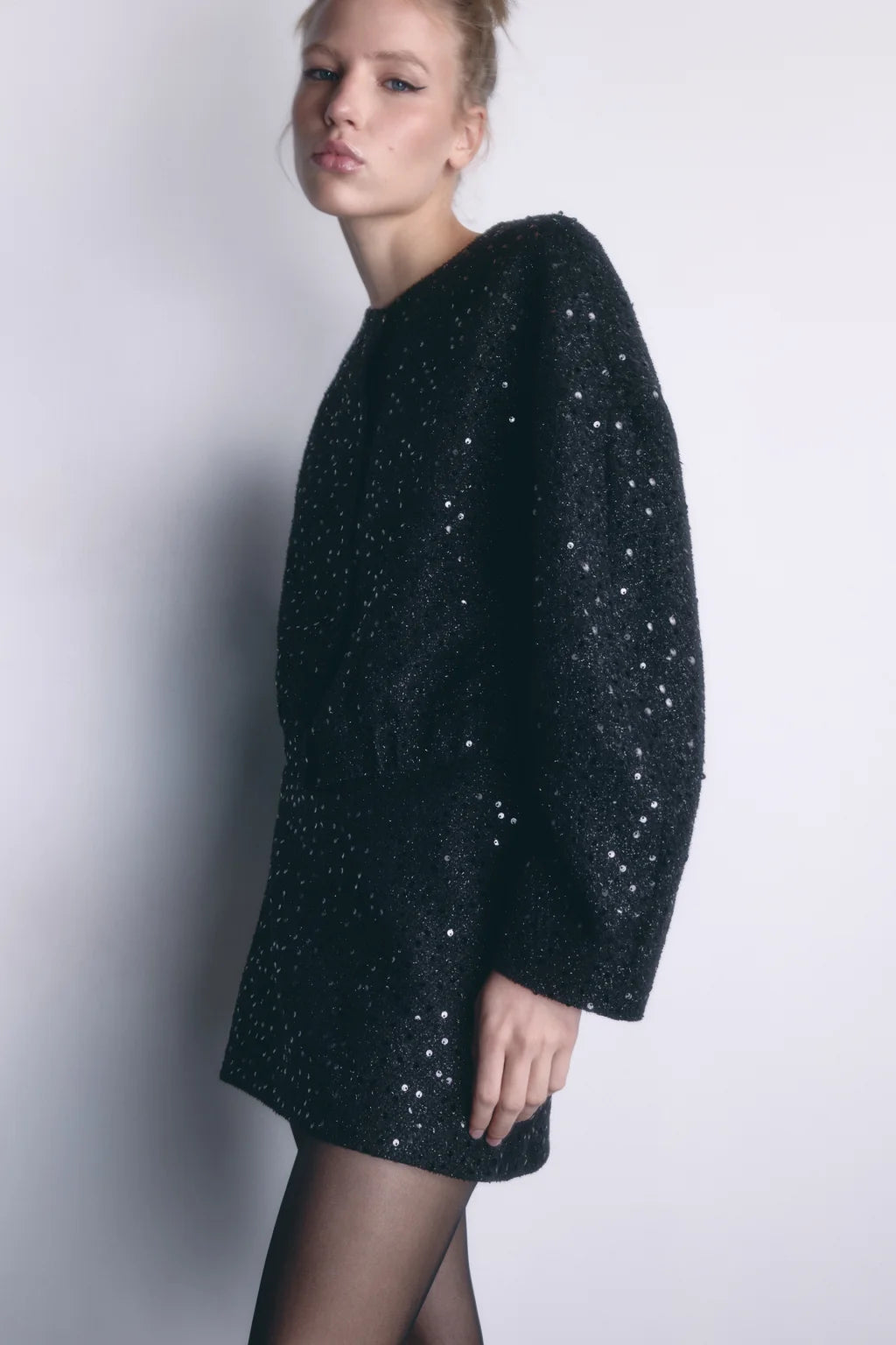 SHORT SEQUIN JACKET