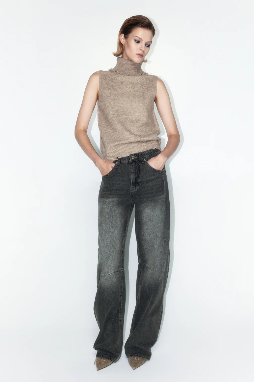 RIPPED SMOOTH KNIT TOP