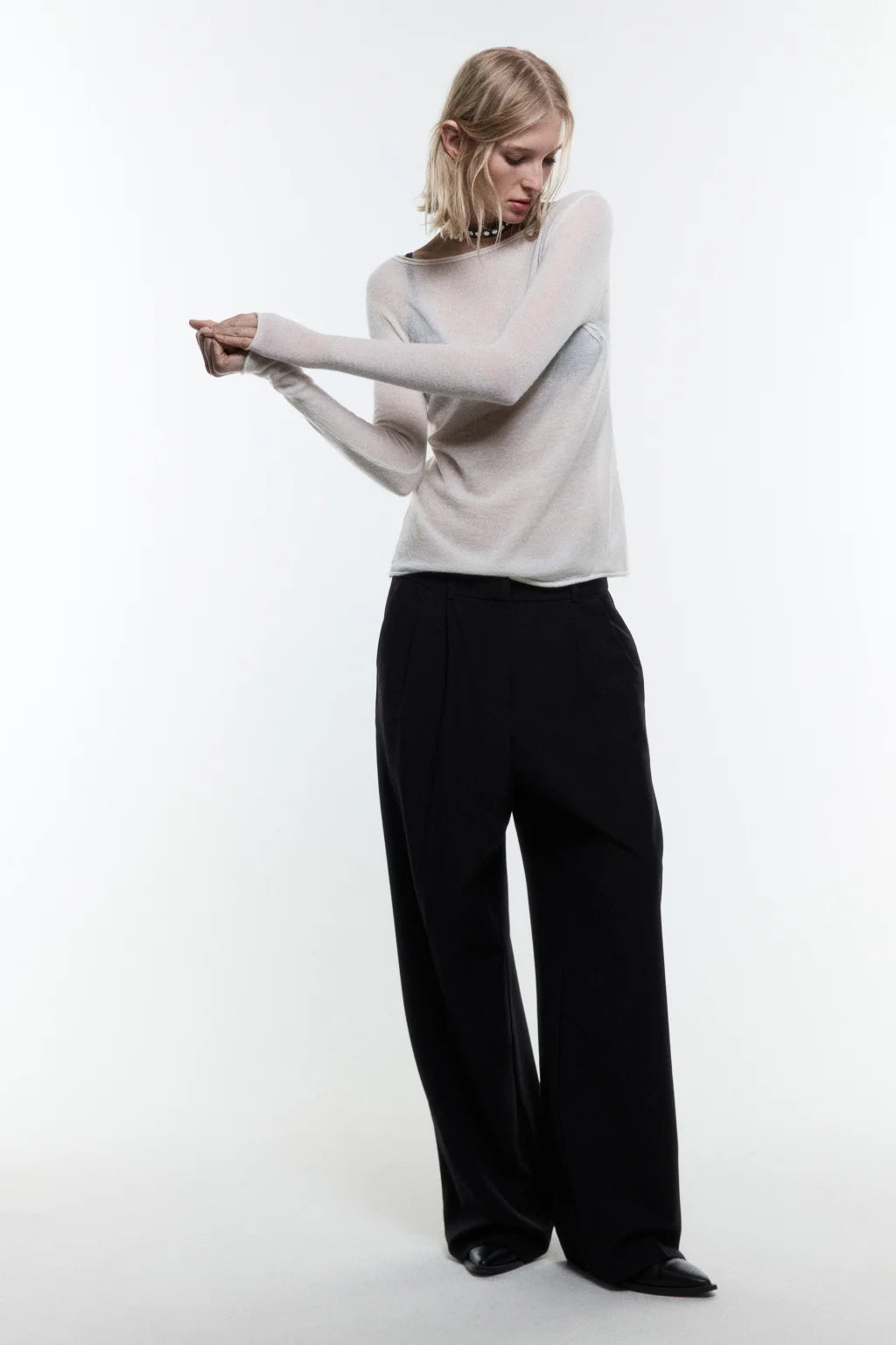 SHEER FINE KNIT SWEATER