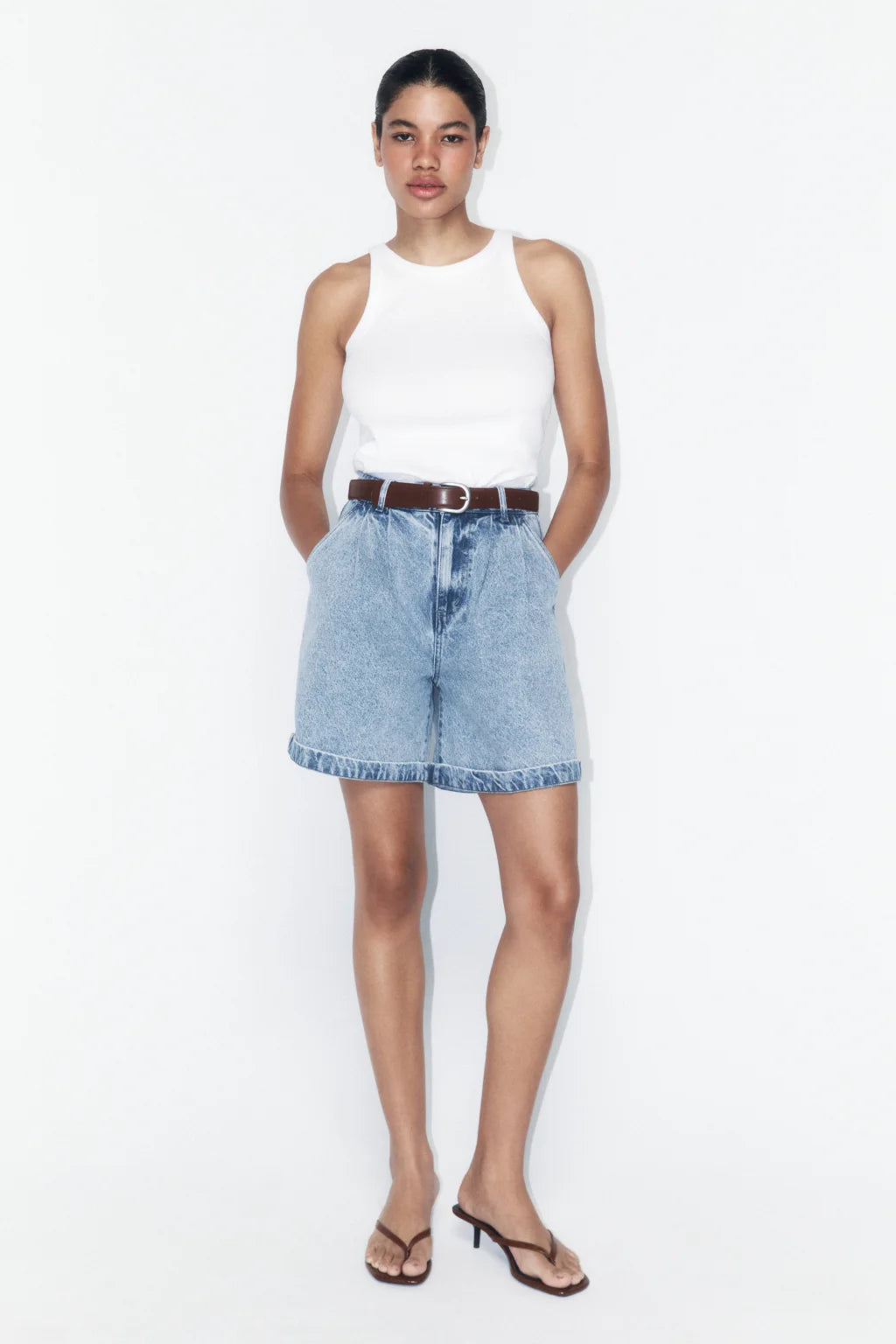 M1632 HIGH-WAISTED PAPERBAG DENIM SHORTS