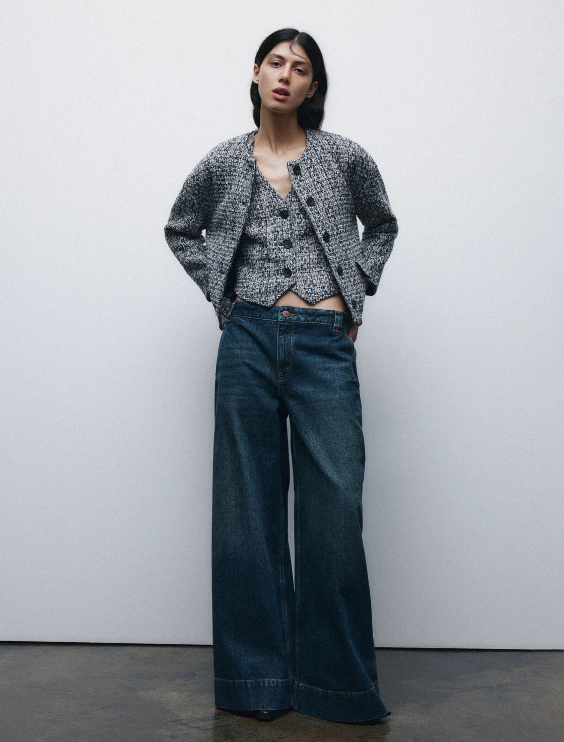 STRUCTURED SHORT JACKET