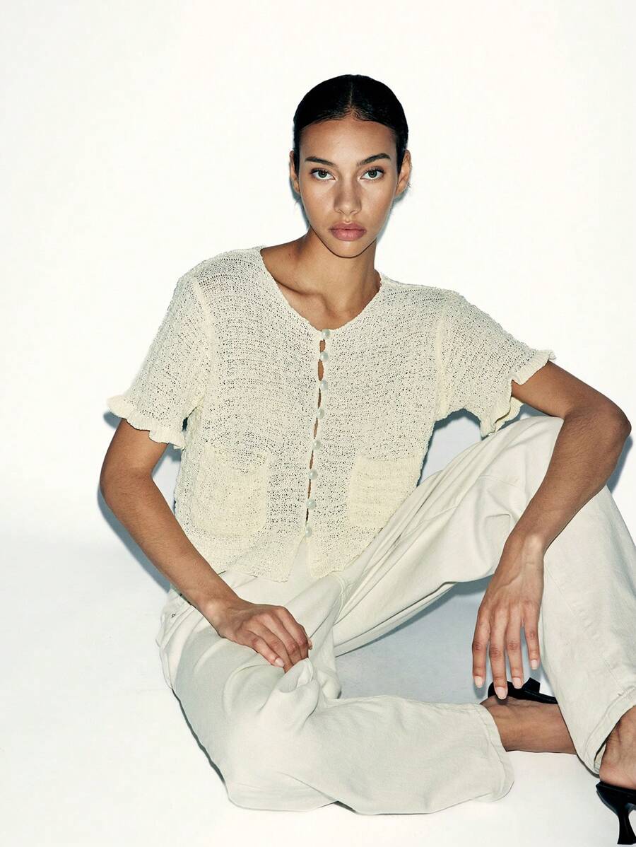 RIBBED BUTTON TOP