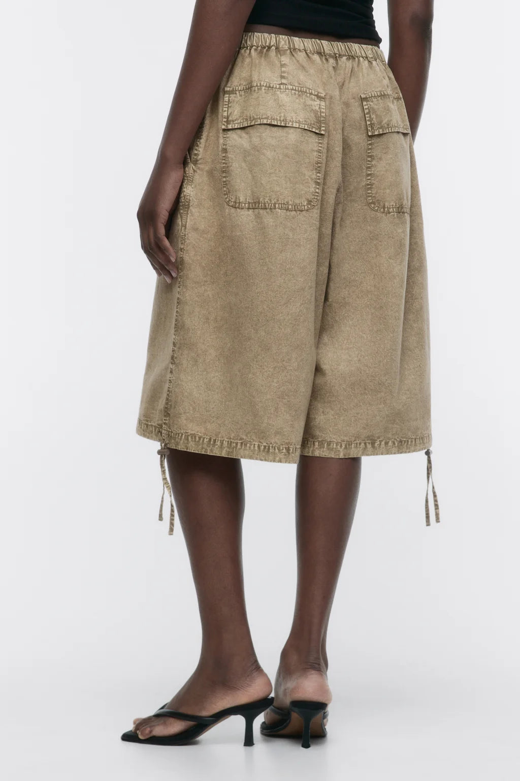 BERMUDA JORTS WIDE LEG MID RISE