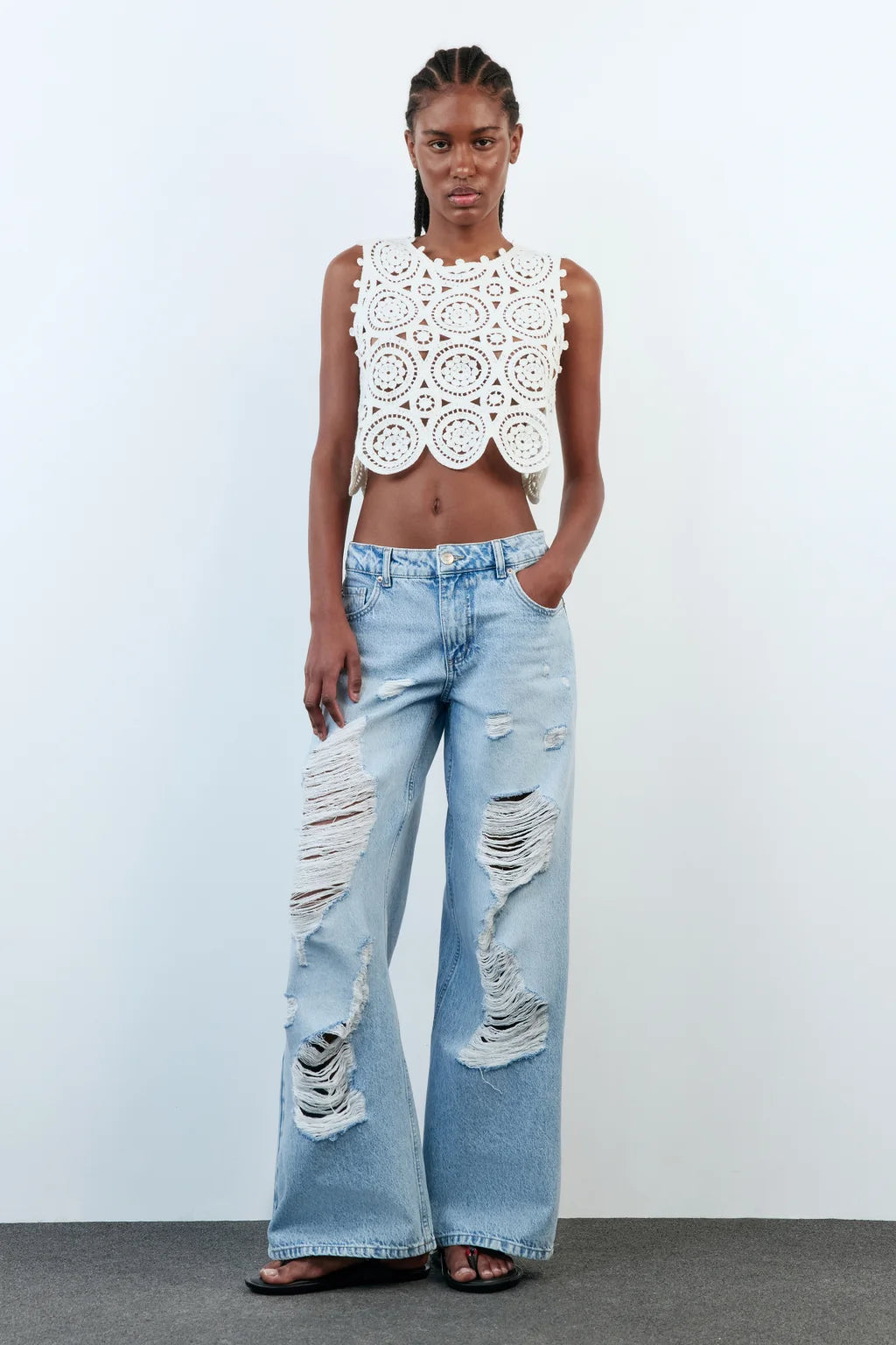 JEANS RELAXED OVERSIZE ROTOS TIRO MEDIO