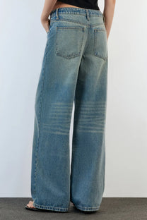 JEANS RELAXED OVERSIZE TIRO MEDIO