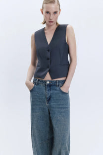 TAILORED VEST
