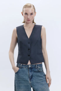 TAILORED VEST