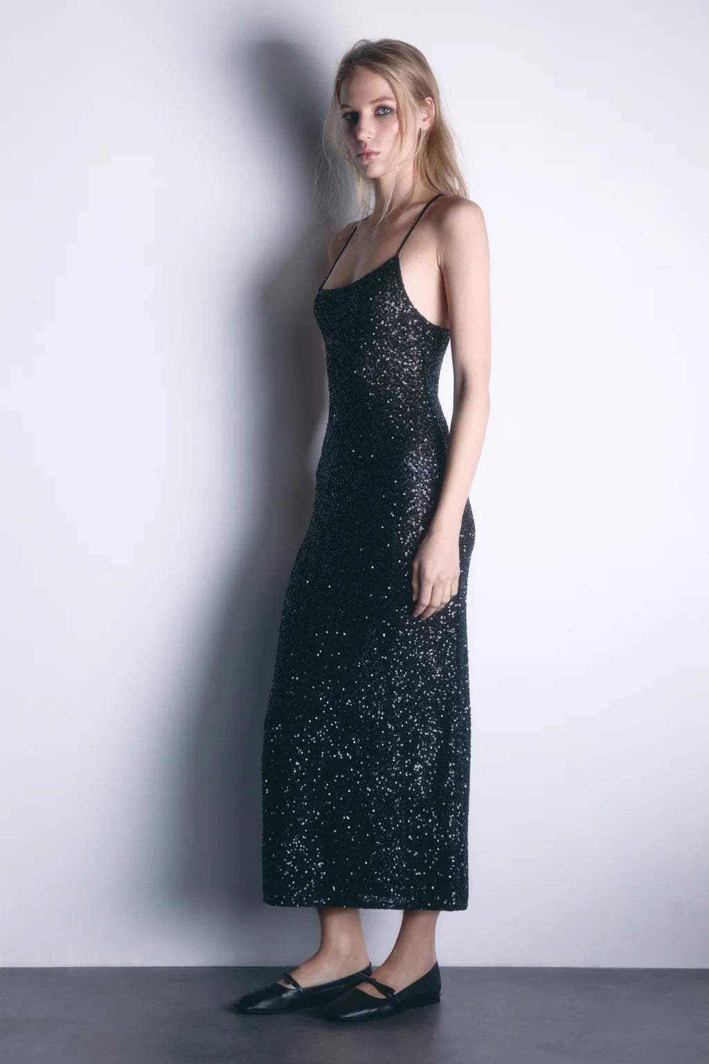 VESTIDO AJUSTADO LENTEJUELAS