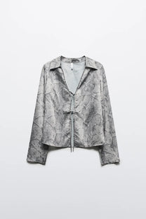 BLUSA SATINADA ESTAMPADO ANIMAL