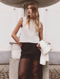TEXTURED BOW TOP