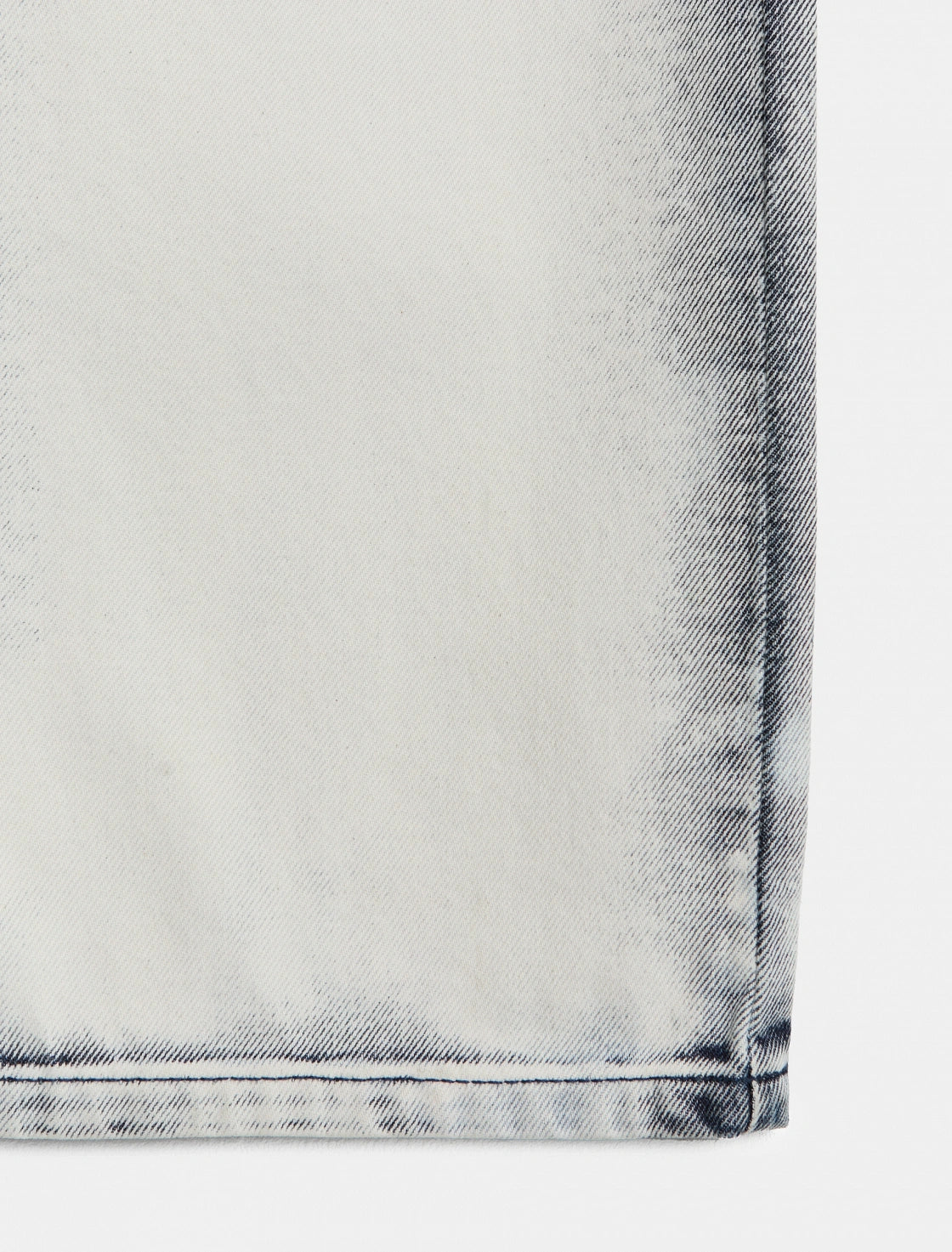 MID-RISE STRAIGHT LEG JEANS MW COLLECTION