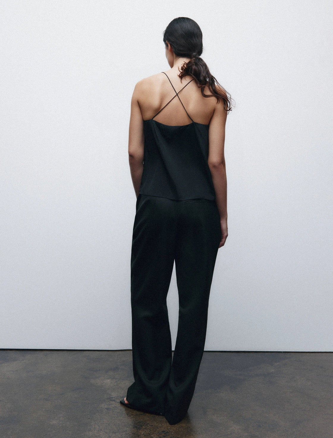 WIDE LEG PLEATED PANTS