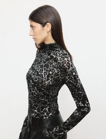 ANIMAL PRINT FINE KNIT SWEATER